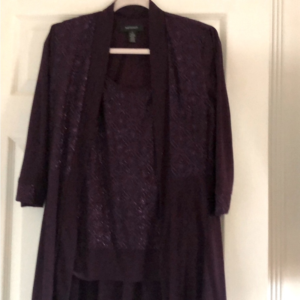 R & M Richards 2piece pantsuit